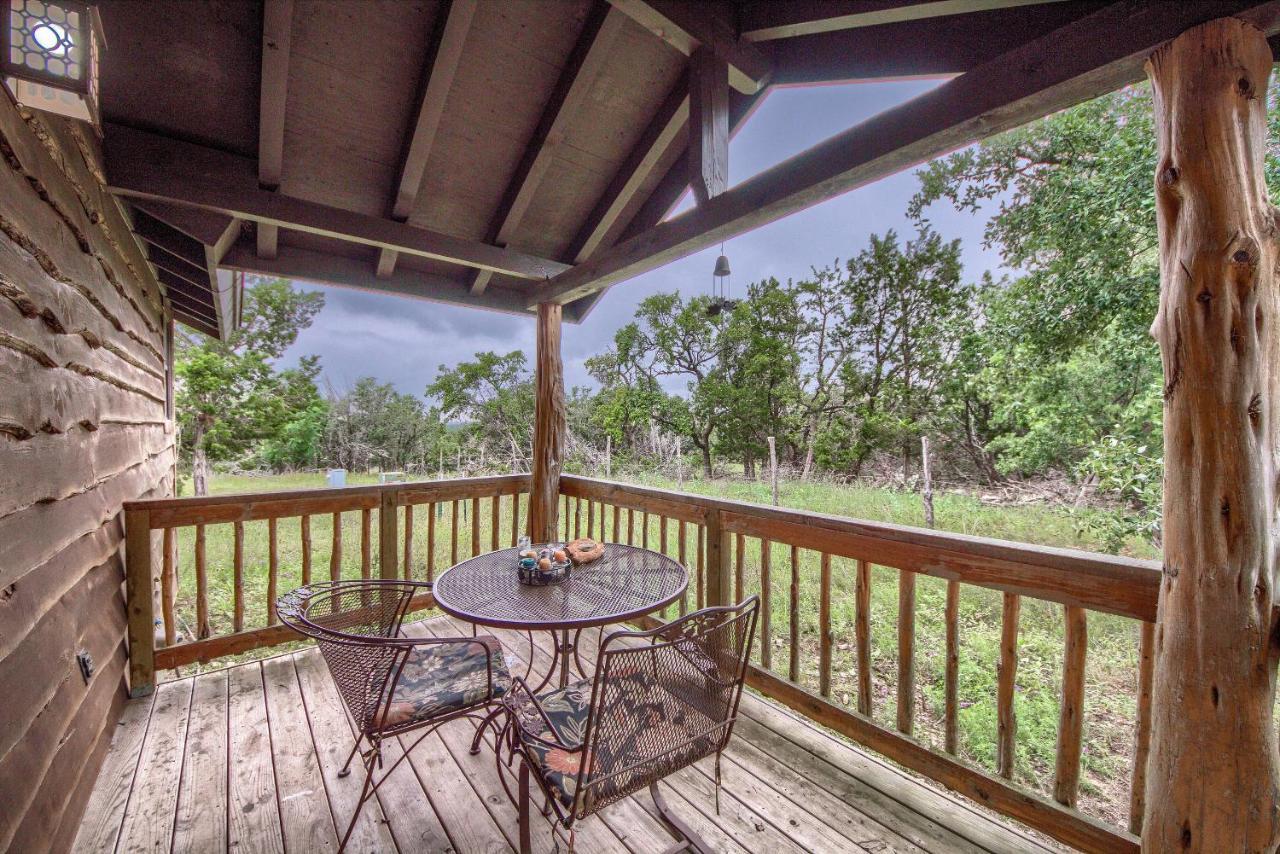 Cedar Bliss Cabin Villa Fredericksburg Dış mekan fotoğraf