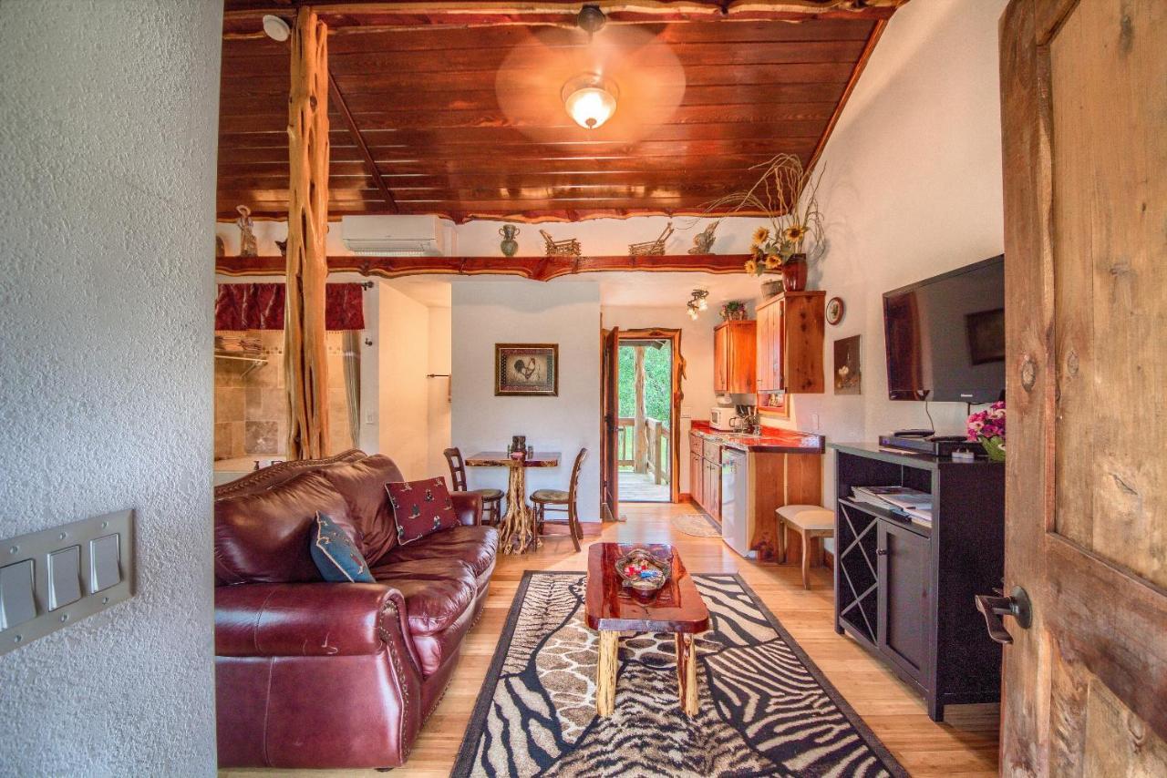 Cedar Bliss Cabin Villa Fredericksburg Dış mekan fotoğraf