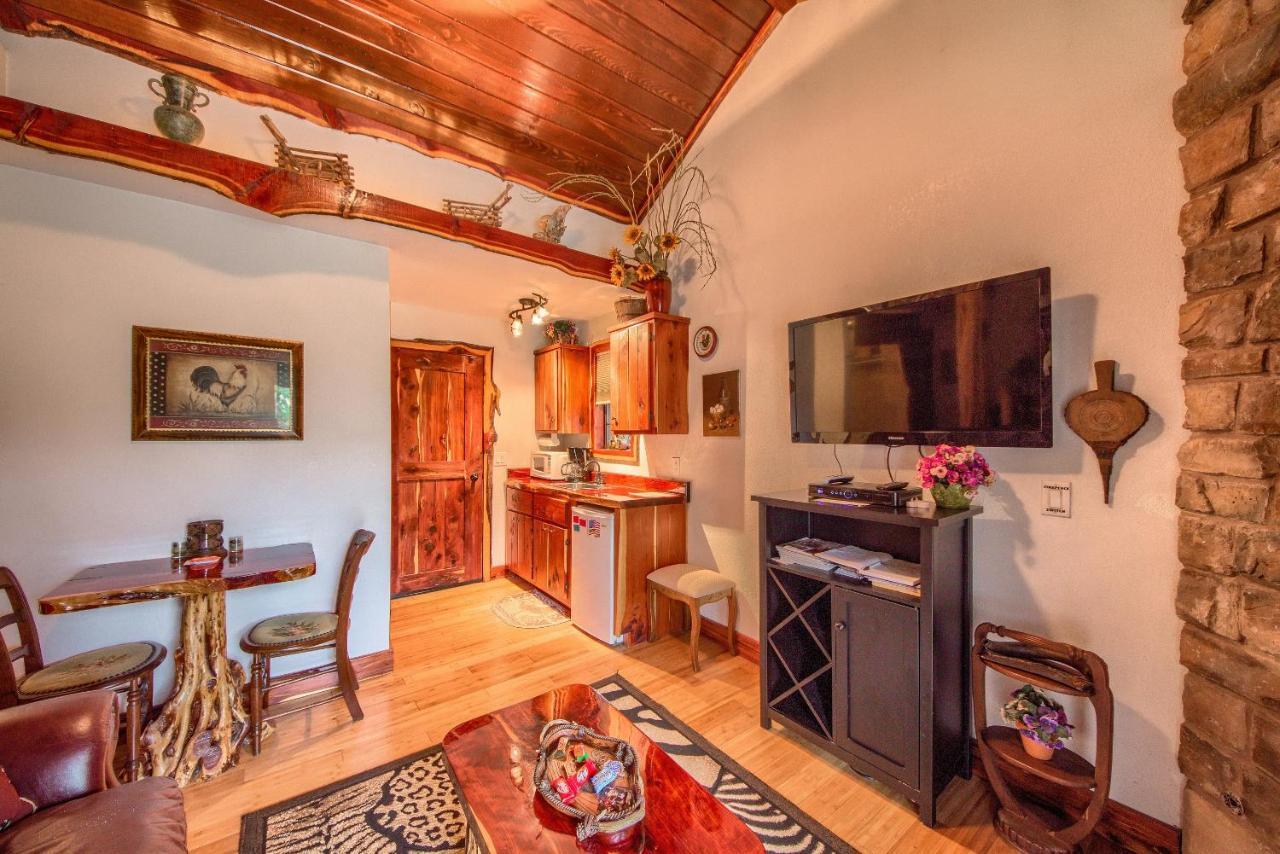 Cedar Bliss Cabin Villa Fredericksburg Dış mekan fotoğraf
